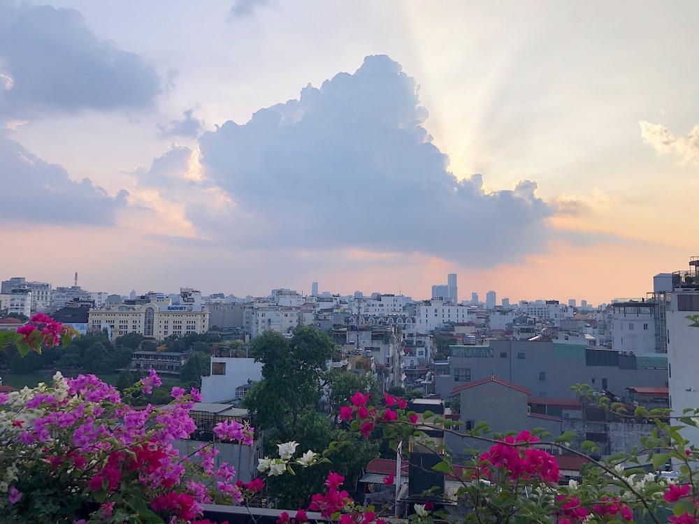 Au Coeur D'Hanoi Boutique Hotel Luaran gambar